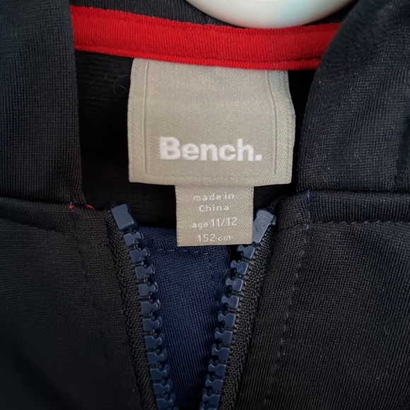 Bench zip up hoodie - Picture 3 of 6